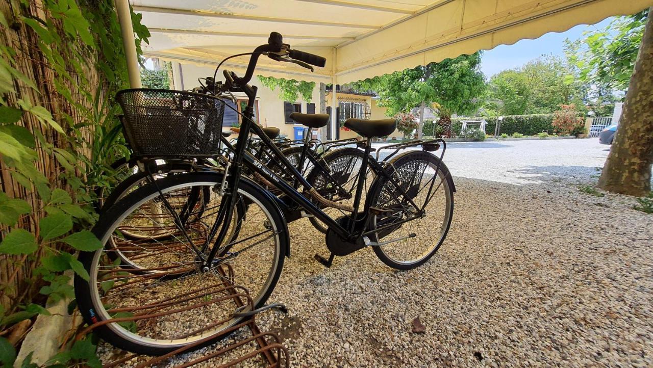 Bed&Breakfast Villa Lorena ฟอร์เต เดย์ มาร์มี ภายนอก รูปภาพ