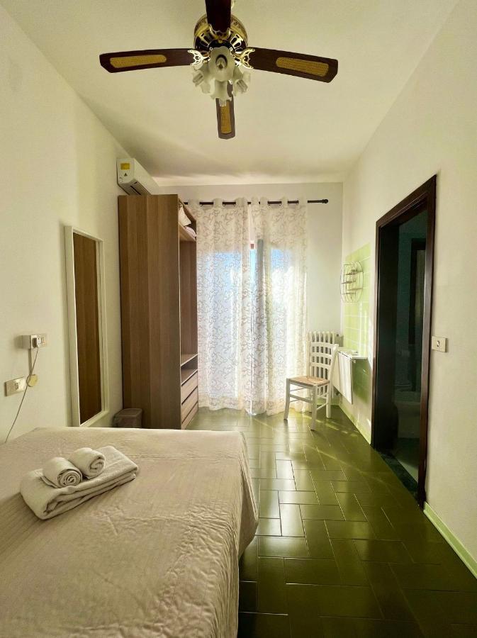Bed&Breakfast Villa Lorena ฟอร์เต เดย์ มาร์มี ภายนอก รูปภาพ