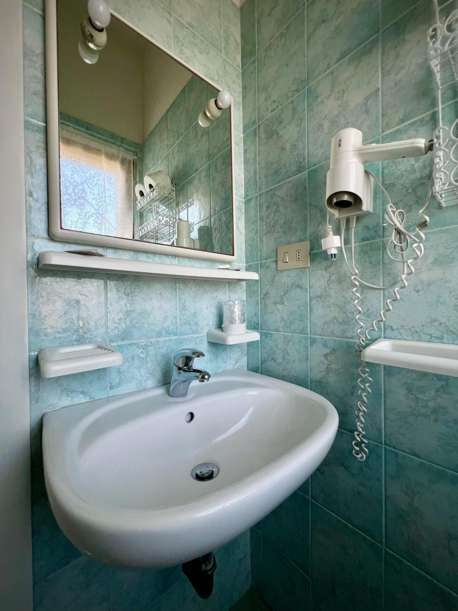 Bed&Breakfast Villa Lorena ฟอร์เต เดย์ มาร์มี ภายนอก รูปภาพ
